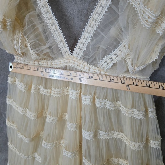 Pregnancy Photoshoot Maxi Dress Cream Boho Tulle Lace Tiered Wedding Gown 70s - Picture 11 of 12